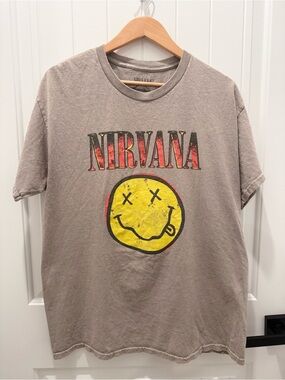 NIRVANA Taupe Short-Sleeve Tee with Yellow Smiley